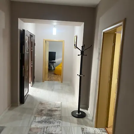 Apartament Shallvaret Τίρανα